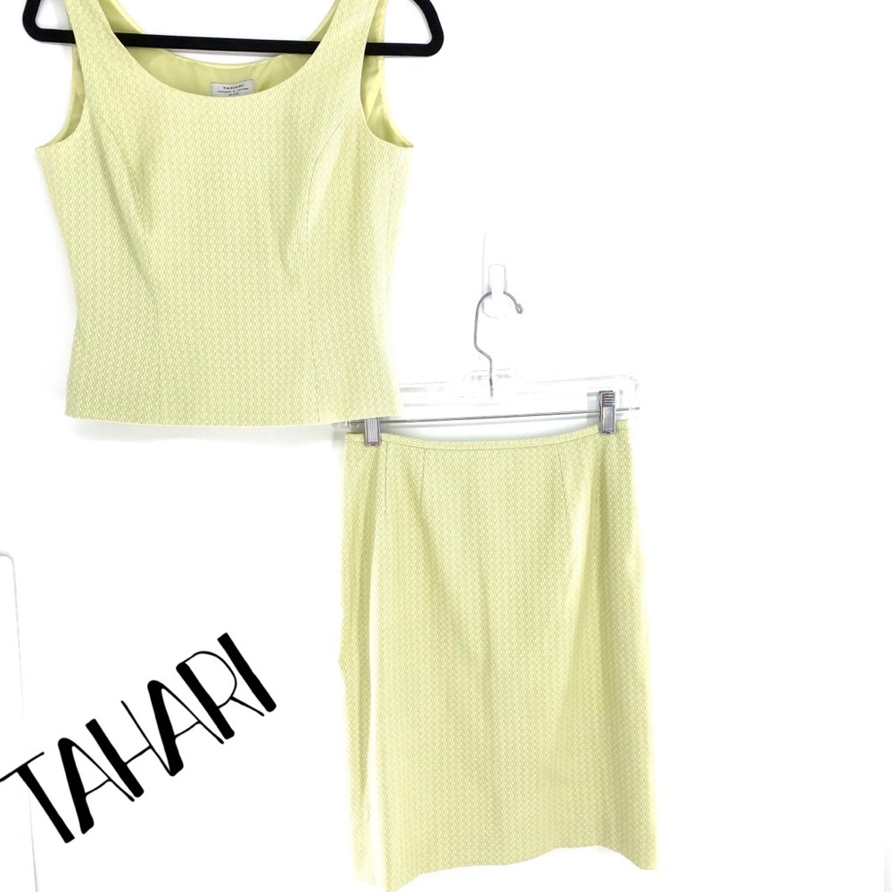 TAHARI 2 Piece top and pencil skirt size 4P